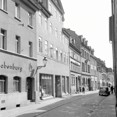 Mustavalkoinen kuva ensimmäisestä ZEISS-työpajasta Jenassa. 