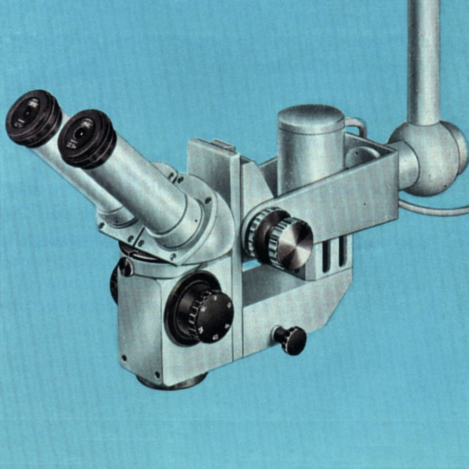 Kuva ZEISSin ensimmäisestä leikkausmikroskoopista. 