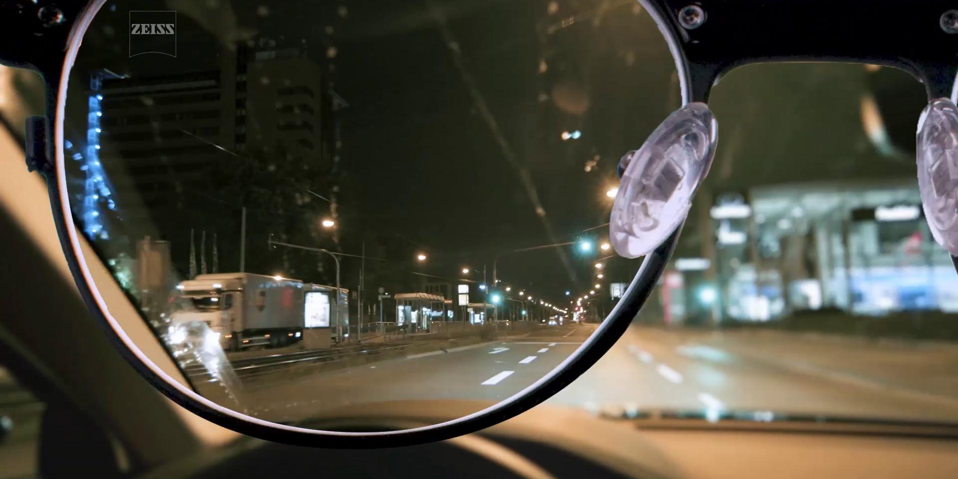 Silmälasilinssien kehittäminen autolla ajamiseen